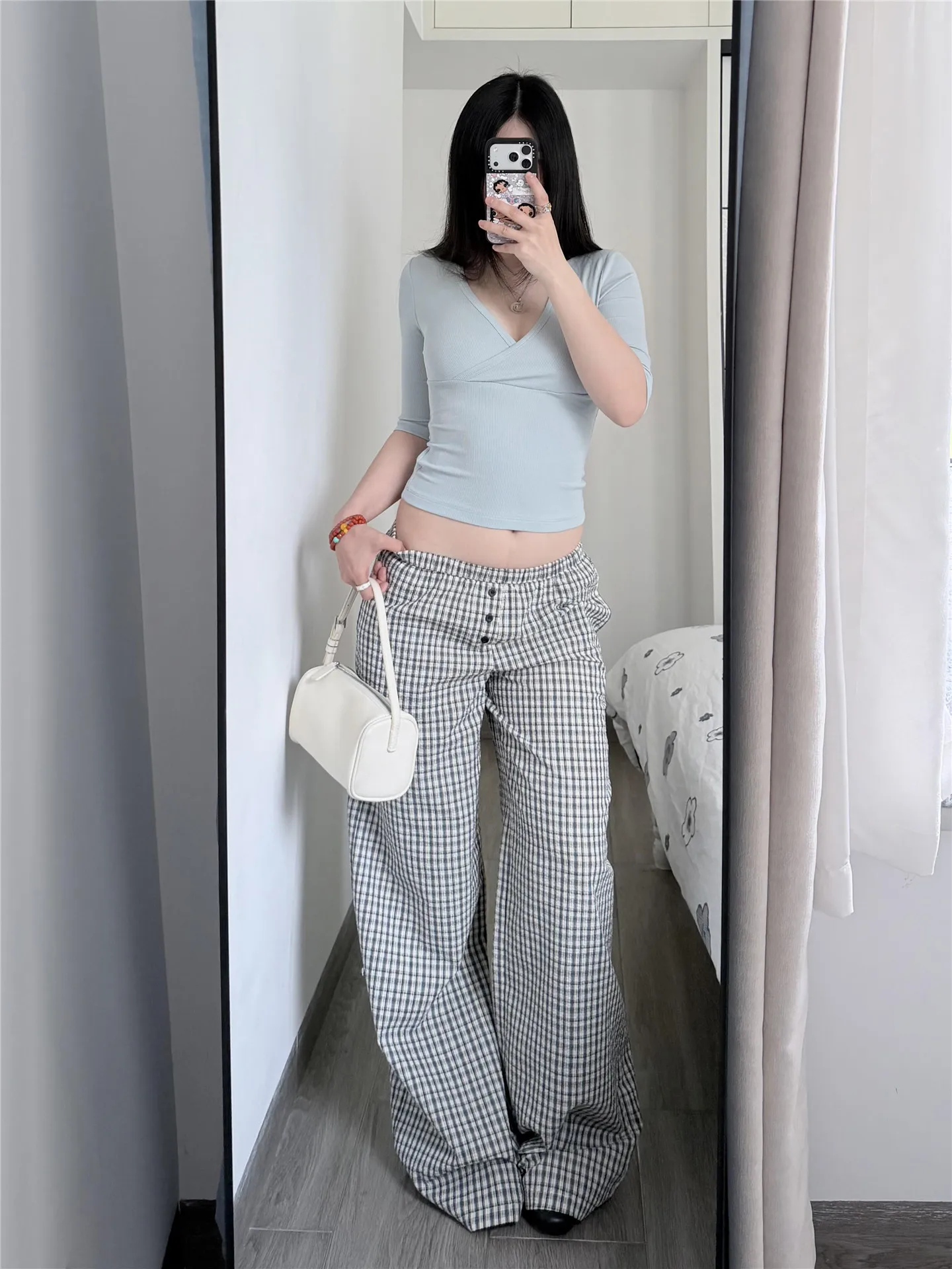 Retro American Plaid Wide Leg Casual Pants Women Summer Thin Loose Slimming Hot Pants Low Waist Straight Tube Polyester Cotto...
Retro American Plaid Wide Leg Casual Pants Women Summer Thin Loose Slimming Hot Pants Low Waist Straight Tube Polyester Cotto...