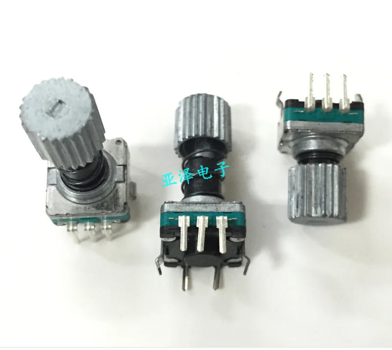 Japan ALPS EC111012005 coded switch potentiometer with 15 pulses and no positioning axis length of 20MM 
Japan ALPS EC111012005 coded switch potentiometer with 15 pulses and no positioning axis length of 20MM