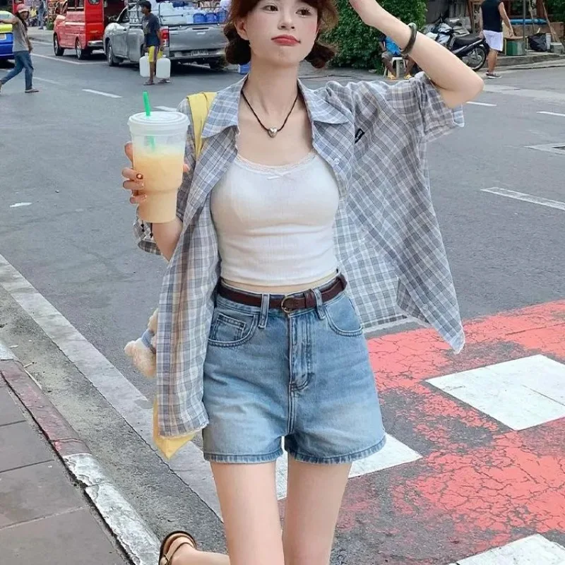 Women's Plaid Shirt Short Sleeve Loose Casual Button Down Blouse
Women's Plaid Shirt Short Sleeve Loose Casual Button Down Blouse
