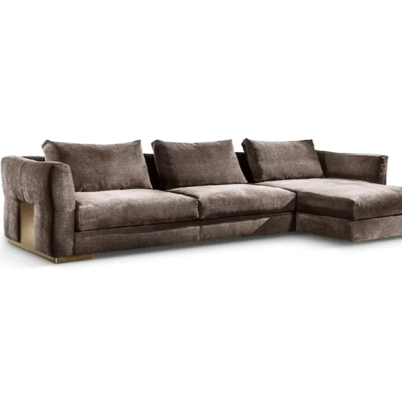 Итальянский минималистичный кожаный диван в стиле лёгкой роскоши, современный, с металлическими элементами, для гостиной.
Итальянский минималистичный кожаный диван в стиле лёгкой роскоши, современный, с металлическими элементами, для гостиной.