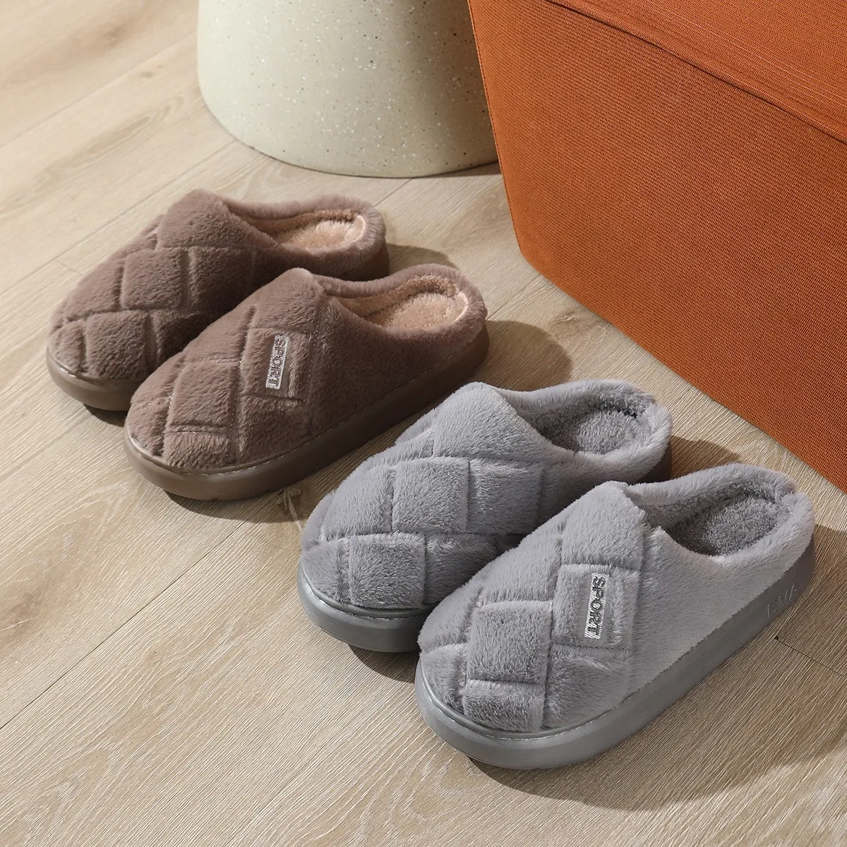 Plus Size Fashion Men's Slippers EVA Cotton Slipper Home Warm Couples Floor Shoe Winter Platform Women Soft Non-Slip Furry Flats
Plus Size Fashion Men's Slippers EVA Cotton Slipper Home Warm Couples Floor Shoe Winter Platform Women Soft Non-Slip Furry Flats
