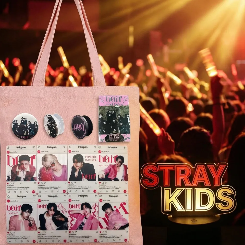 Набор для творчества DO IT: K-pop Stray Kids, фотокарточки, стикеры, 8 прозрачных карточек, 2 значка, 2 держателя для телефона, украшения для блокнота, DIY SKZ
Набор для творчества DO IT: K-pop Stray Kids, фотокарточки, стикеры, 8 прозрачных карточек, 2 значка, 2 держателя для телефона, украшения для блокнота, DIY SKZ