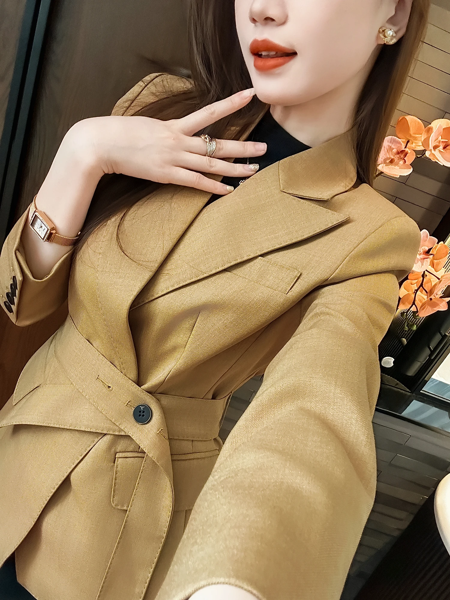 Женское пальто из ацетатной ткани с поясом, для офиса, осенне-зимнее, для поездок на работу, с длинными рукавами, стандартной длины
Женское пальто из ацетатной ткани с поясом, для офиса, осенне-зимнее, для поездок на работу, с длинными рукавами, стандартной длины