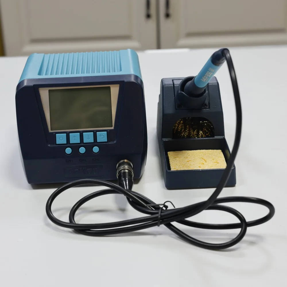 BK90 Digitaation Adjustable Temperature Lead-Free Mobile Phone Repair Electric Soldering Iron Soldering Station
BK90 Digitaation Adjustable Temperature Lead-Free Mobile Phone Repair Electric Soldering Iron Soldering Station