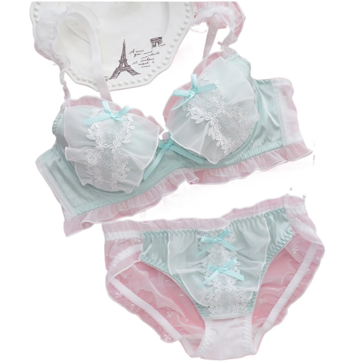 Fresh water-soluble college style underwear girls sweet and cute lingerie briefs three buckle gathered ladies bra set
Fresh water-soluble college style underwear girls sweet and cute lingerie briefs three buckle gathered ladies bra set