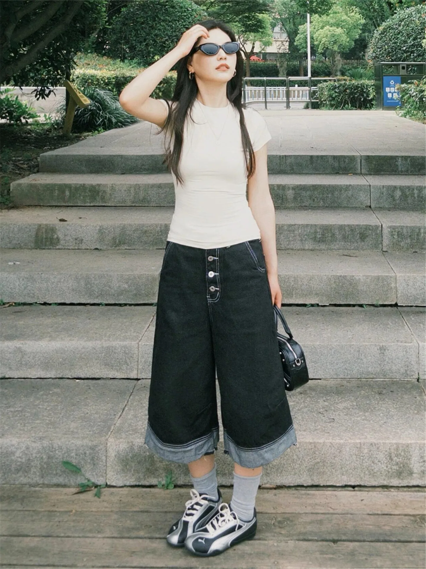 High Waist Seven-Foot Black Denim Jeans Women's Summer Slimming Sexy Frayed American Street Style Retro Cotton Straight ...
High Waist Seven-Foot Black Denim Jeans Women's Summer Slimming Sexy Frayed American Street Style Retro Cotton Straight ...