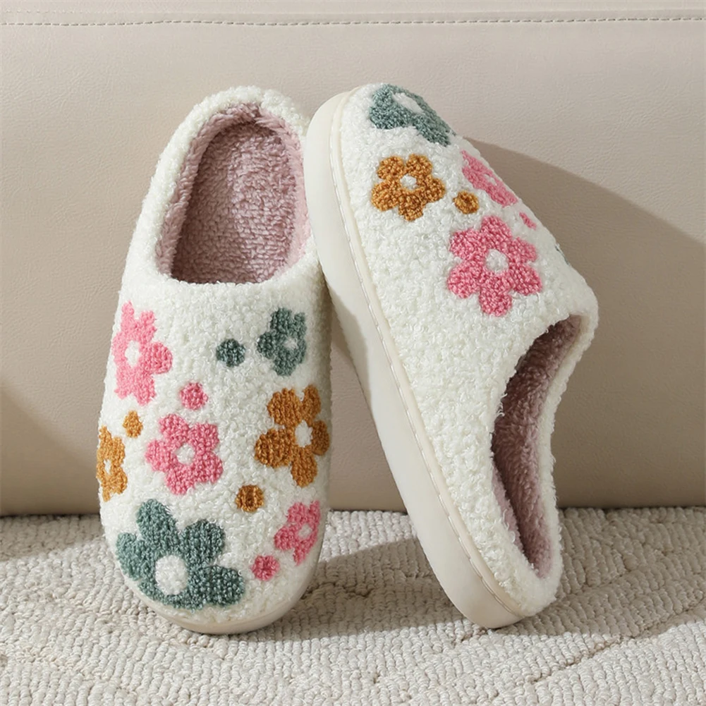 Plush Flower Slippers Closed Toe Slippers Comfortable Thermal Flower Slippers Non-Slip Floral Furry Slippers for Autumn Winter
Plush Flower Slippers Closed Toe Slippers Comfortable Thermal Flower Slippers Non-Slip Floral Furry Slippers for Autumn Winter