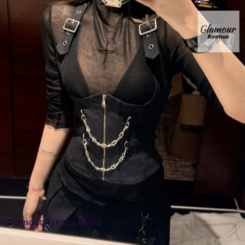 Korean sweet and cool spice girl slim neck strap strapless outside wearing waist gothic vest blouse female two-piece suit.
Korean sweet and cool spice girl slim neck strap strapless outside wearing waist gothic vest blouse female two-piece suit.