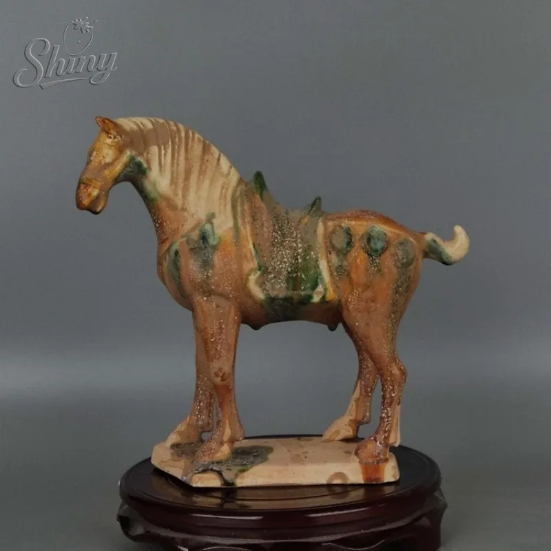 Tang Sancai Yellow-Glazed Warhorse Antique-Style Ceramic Fortune-Bringing Horse Figurine
Tang Sancai Yellow-Glazed Warhorse Antique-Style Ceramic Fortune-Bringing Horse Figurine