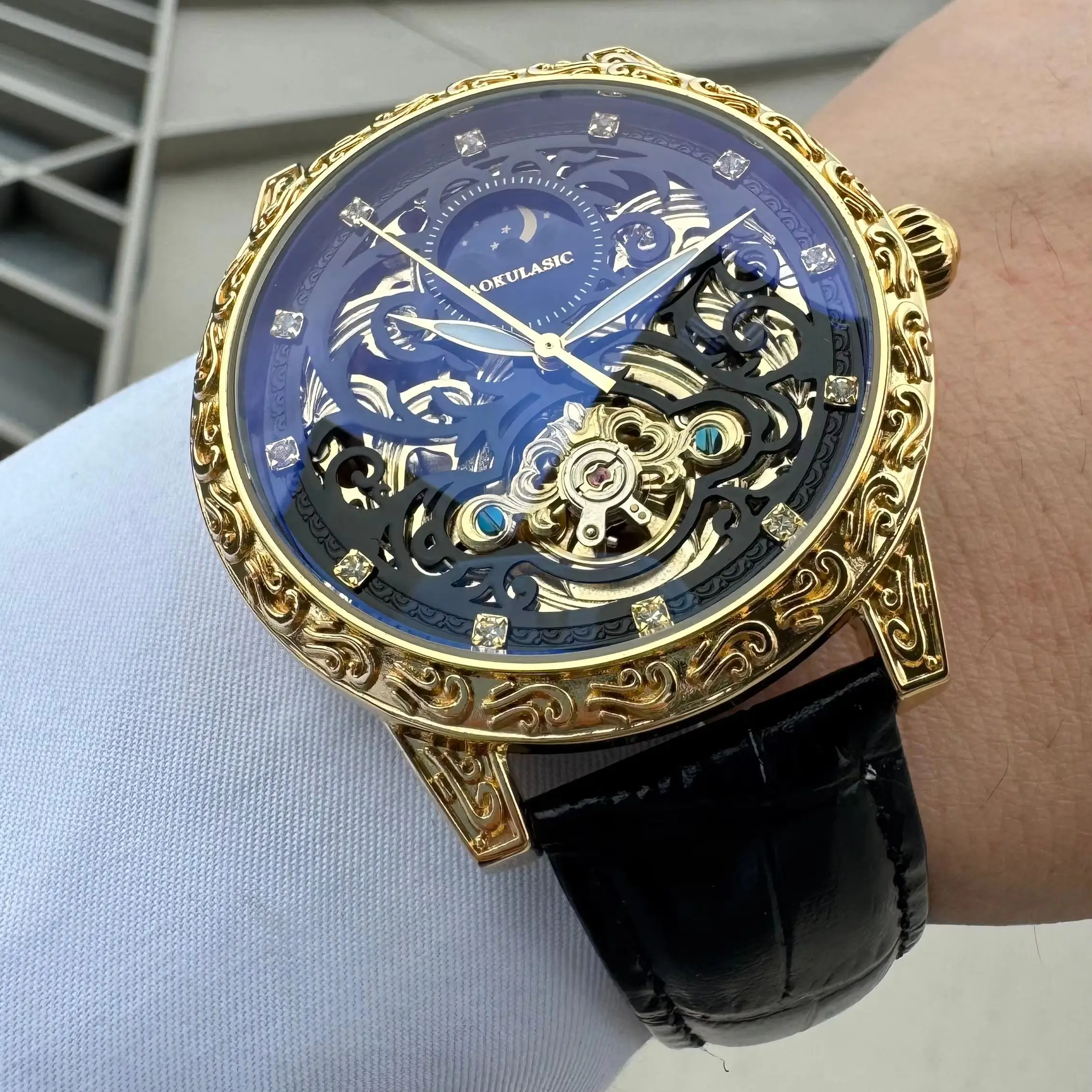 AOKULASIC Gold Tourbillon Mens Watches Top Brand Luxury Skeleton Automatic Mechanical Watch for Men Leather Strap Fashion Clock
AOKULASIC Gold Tourbillon Mens Watches Top Brand Luxury Skeleton Automatic Mechanical Watch for Men Leather Strap Fashion Clock