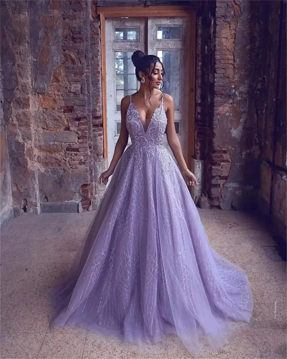 Italian Spaghetti Shoulder Sleeveless Evening Sexy V-Neck Lace A-Line Elegant and Beautiful Women's Dresses Wedding Party Dress
Italian Spaghetti Shoulder Sleeveless Evening Sexy V-Neck Lace A-Line Elegant and Beautiful Women's Dresses Wedding Party Dress