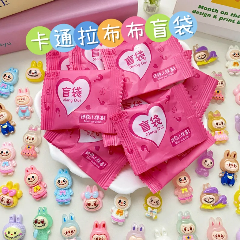 25/50pcs Labubu blind bags toys students dismantle gift surprise diy decoration resin small accessories children's day gift
25/50pcs Labubu blind bags toys students dismantle gift surprise diy decoration resin small accessories children's day gift