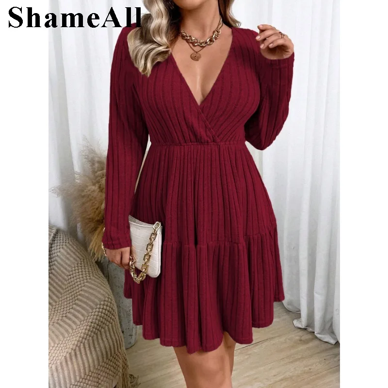 Women's Plus Size Wine Red Sexy Knitted Dress Casual Deep V-Neck Sweater Dressady Elegant Long Sleeve Pleated Dress
Women's Plus Size Wine Red Sexy Knitted Dress Casual Deep V-Neck Sweater Dressady Elegant Long Sleeve Pleated Dress