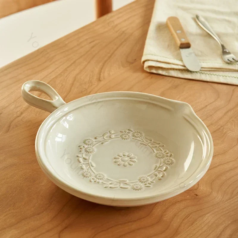 Solid Color Relief Ceramic Plates Fashionable Japanese Style Dining Plate Household Snack Fruits Plate Exquisite Tableware
Solid Color Relief Ceramic Plates Fashionable Japanese Style Dining Plate Household Snack Fruits Plate Exquisite Tableware