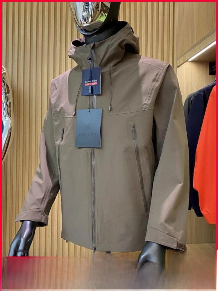 Outdoor Three-Proof Fabric Hooded Windproof Couples Pressed Glue Jacket Standard Fit Zipper Closure Polyester Fiber Coat
Outdoor Three-Proof Fabric Hooded Windproof Couples Pressed Glue Jacket Standard Fit Zipper Closure Polyester Fiber Coat