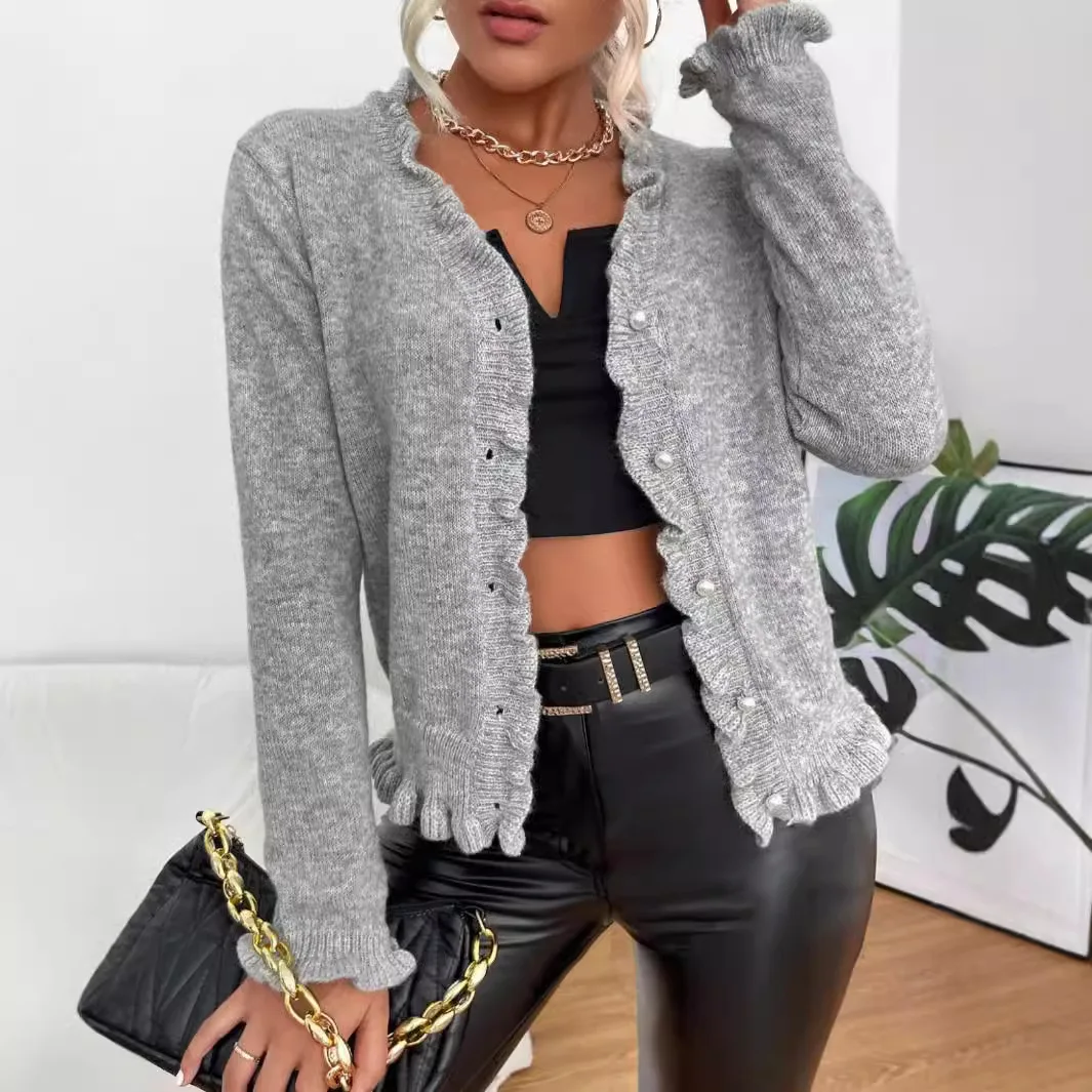 Autumn and Winter 2025 Ear-edge Ribbed Knit Cardigan with Pearl Button Sweater
Autumn and Winter 2025 Ear-edge Ribbed Knit Cardigan with Pearl Button Sweater