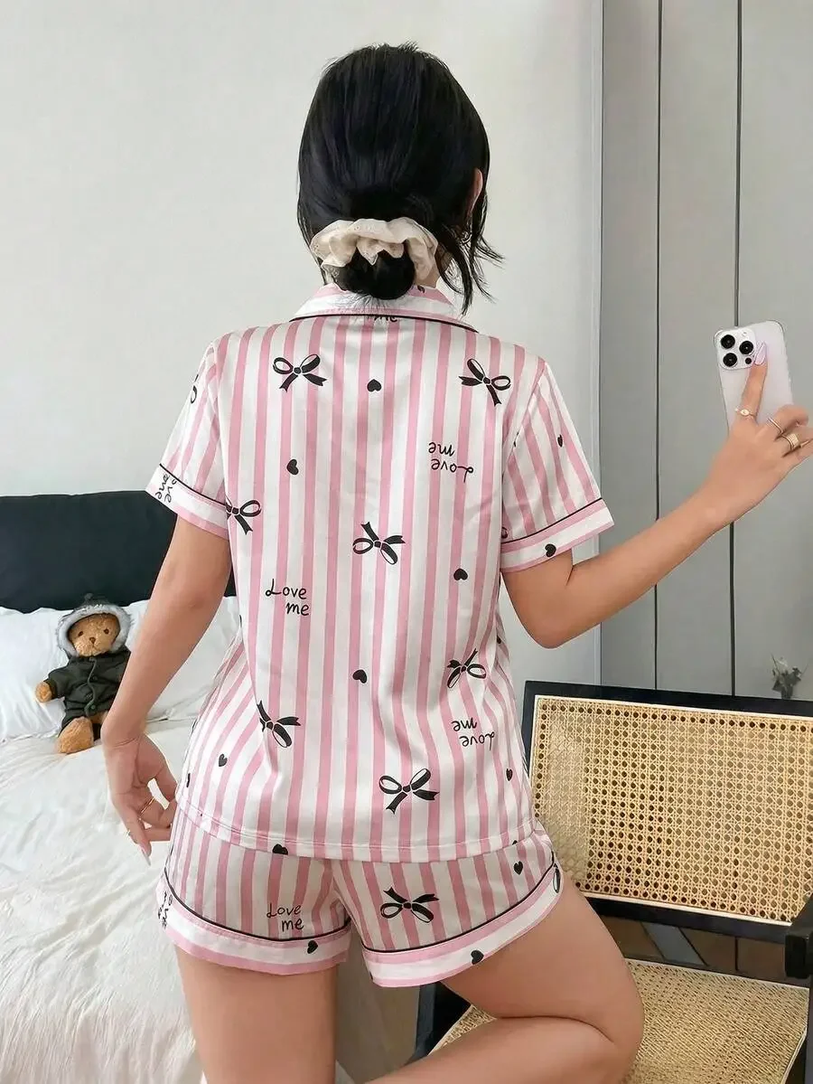 Pink Striped Bow Print Lapel Short Sleeve Pajama Set For Women
Pink Striped Bow Print Lapel Short Sleeve Pajama Set For Women