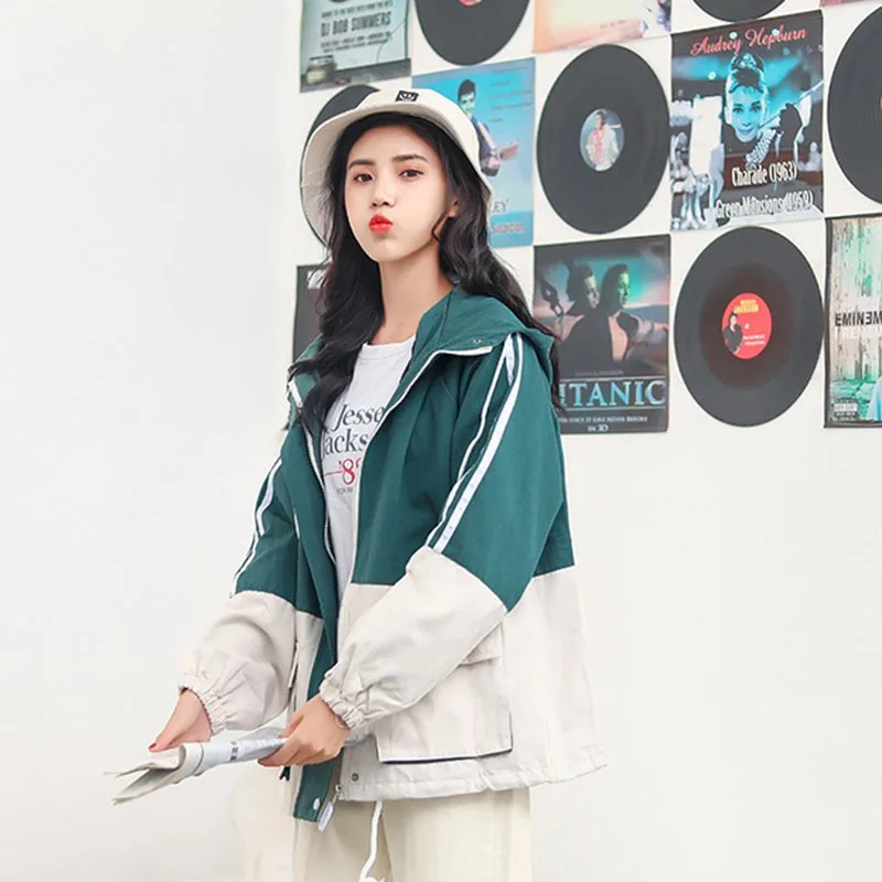 Women's Jacket Spring and Autumn 2022 New Casual Loose Color Scheme Hong Kong Style Hooded Work Clothes Windproof Jacket
Women's Jacket Spring and Autumn 2022 New Casual Loose Color Scheme Hong Kong Style Hooded Work Clothes Windproof Jacket