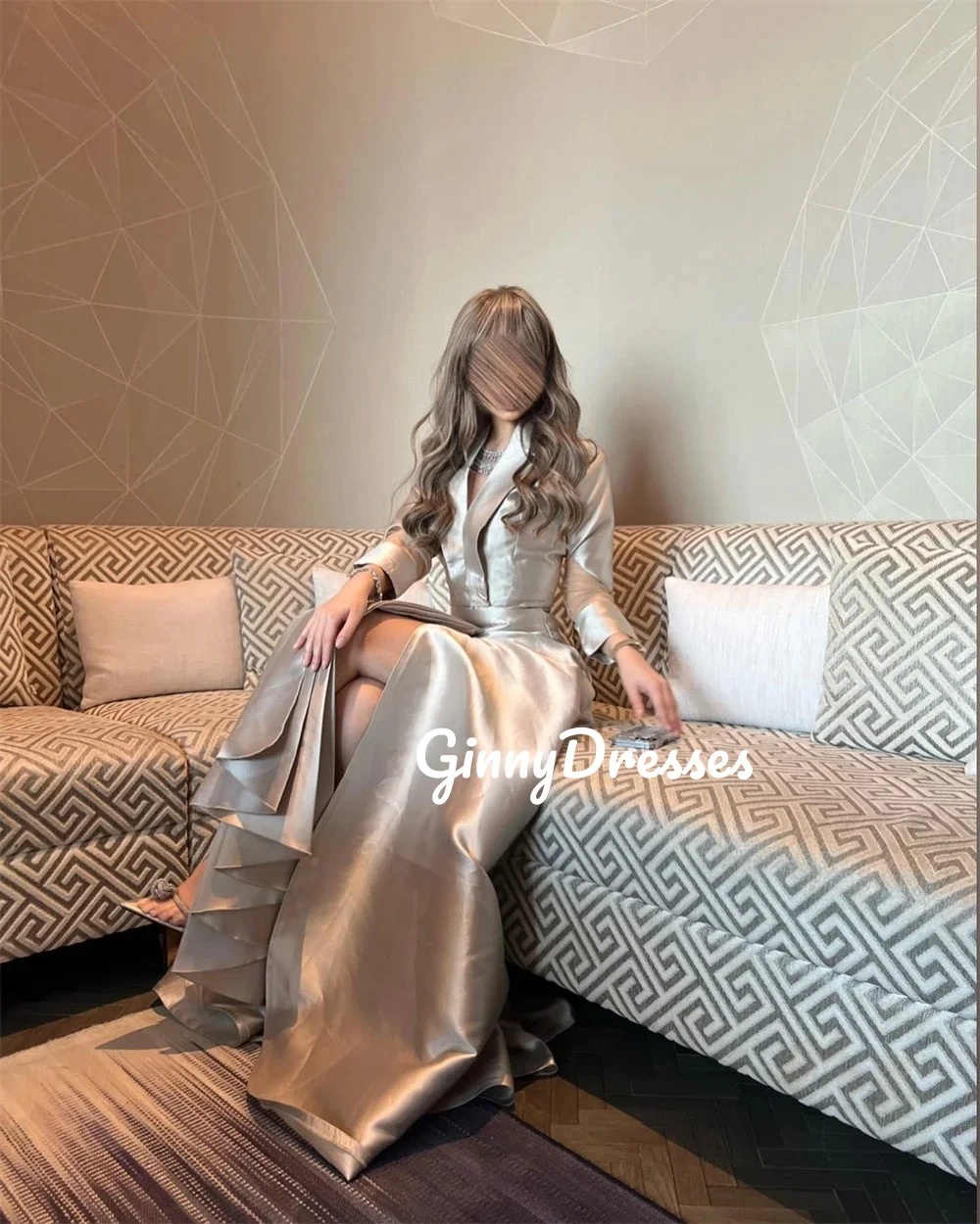 Customized Wedding Dress V-Neck A-Line Floor-Length Formal Occasion Dresses Zipper Up Ruffle Long Sleeves Elegant Party Dresses
Customized Wedding Dress V-Neck A-Line Floor-Length Formal Occasion Dresses Zipper Up Ruffle Long Sleeves Elegant Party Dresses