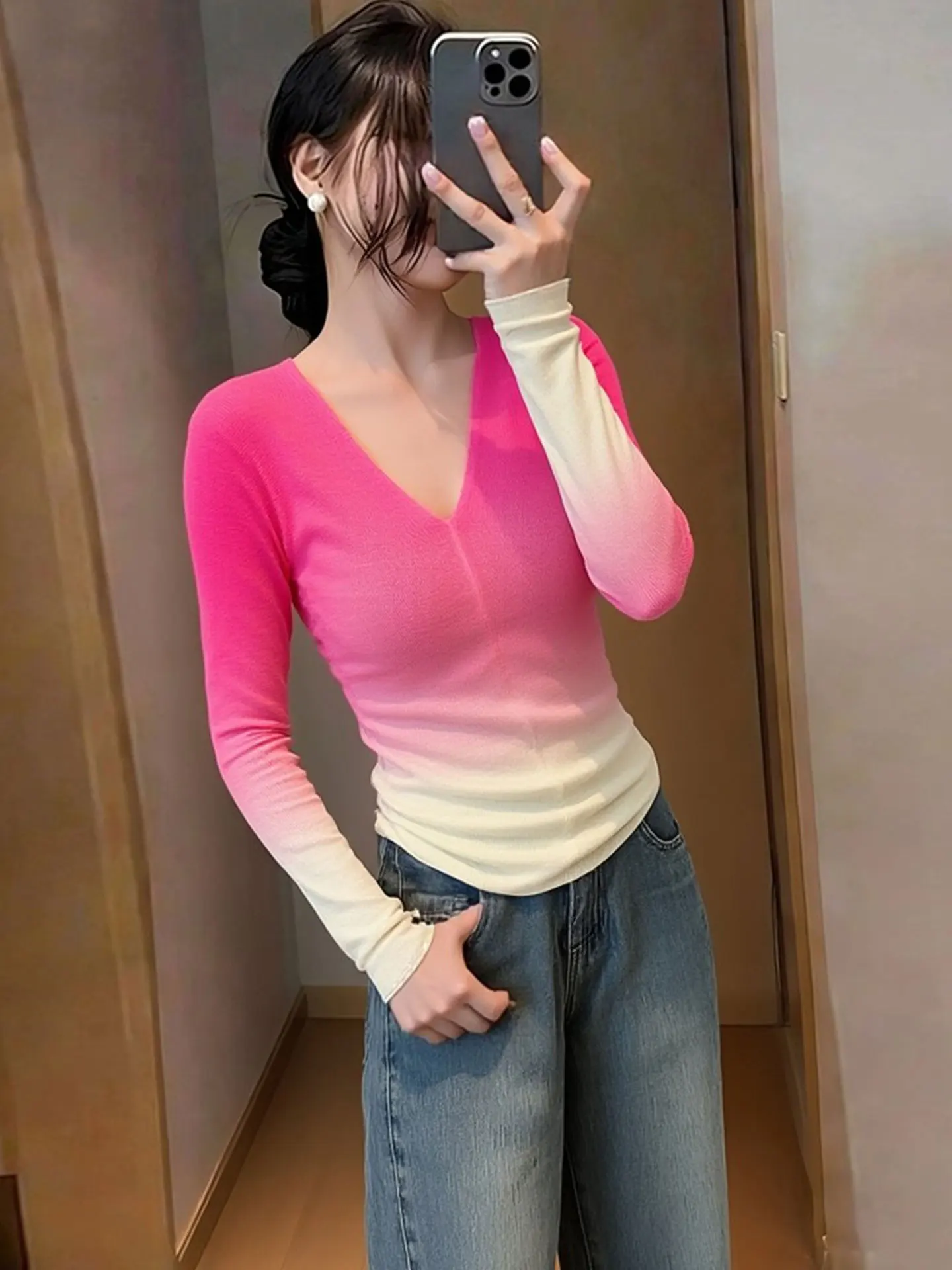 Ele adient Color V-Ne Long Sve Knitted Top Slim Fit Base Layer irt Spring Commute Korean Sle Women's Faion
Ele adient Color V-Ne Long Sve Knitted Top Slim Fit Base Layer irt Spring Commute Korean Sle Women's Faion