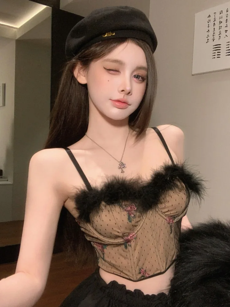 Sexy Floral Embroidery Tube Top Women's Winter Vintage Mesh Polka Dot Strap Feather Trim Chest Wrap Fishbone Innerwear Short ...
Sexy Floral Embroidery Tube Top Women's Winter Vintage Mesh Polka Dot Strap Feather Trim Chest Wrap Fishbone Innerwear Short ...