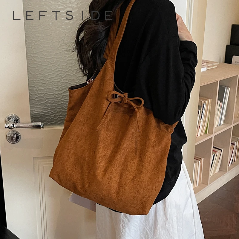 Women's Caramel Suede Bow Shoulder Bag Retro Casual Aesthetic Daily Shopping Travel Handbag 2026 New Trend Tote Bags
Women's Caramel Suede Bow Shoulder Bag Retro Casual Aesthetic Daily Shopping Travel Handbag 2026 New Trend Tote Bags