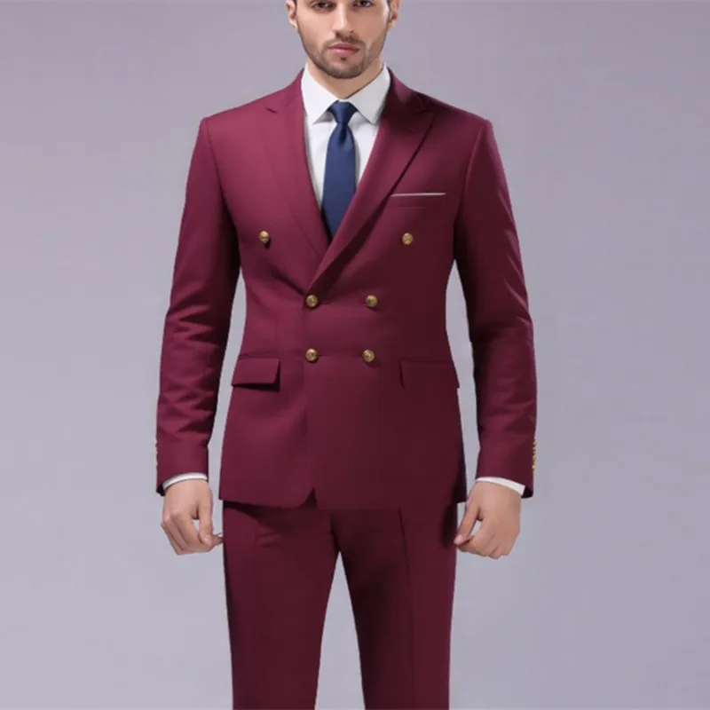 Костюм мужской двубортный приталенный (2 шт.): пиджак и брюки. Идеально для свадьбы, выпускного вечера, торжественных мероприятий.
Костюм мужской двубортный приталенный (2 шт.): пиджак и брюки. Идеально для свадьбы, выпускного вечера, торжественных мероприятий.