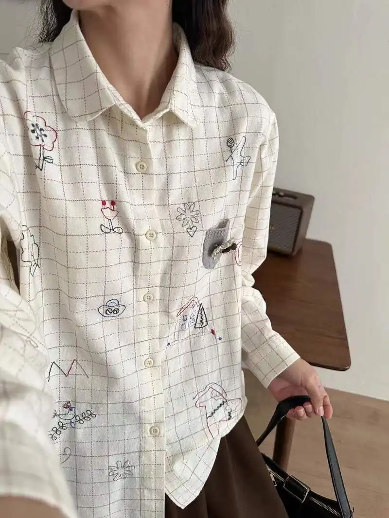 Высококачественная женская блузка из 100% хлопка, рубашка на осень/зиму, новая свободная рубашка в клетку с принтом, OL, забавные уютные рубашки с вышивкой
Высококачественная женская блузка из 100% хлопка, рубашка на осень/зиму, новая свободная рубашка в клетку с принтом, OL, забавные уютные рубашки с вышивкой
