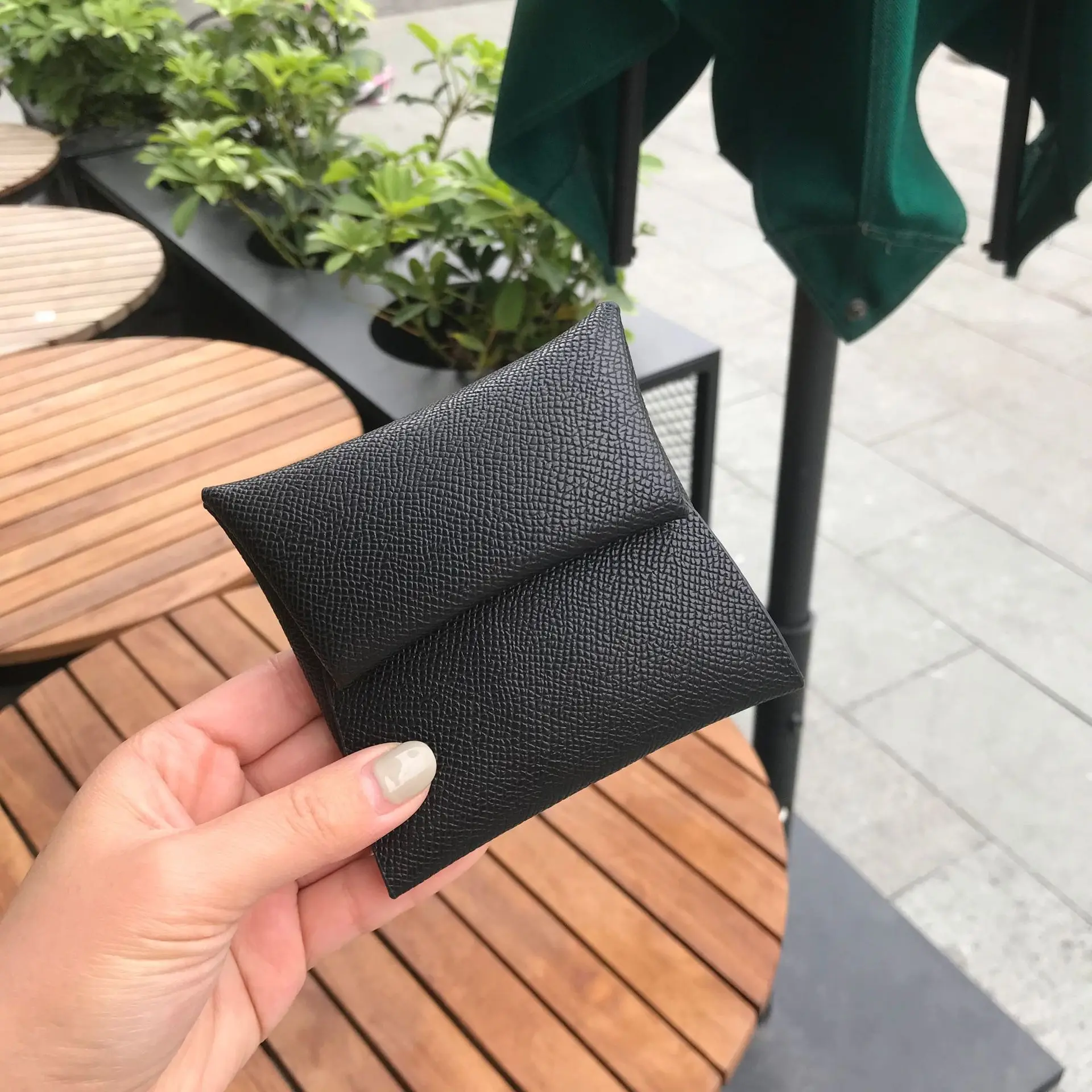 Кошелек для монет Mendy, женский кошелек для монет, маленький складной кошелек для монет, держатель для денег премиум-класса, роскошные сумки, дизайнерские элитные сумки
Кошелек для монет Mendy, женский кошелек для монет, маленький складной кошелек для монет, держатель для денег премиум-класса, роскошные сумки, дизайнерские элитные сумки