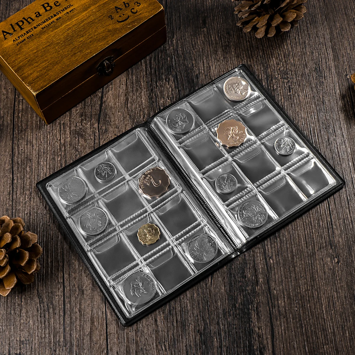 1Pcs Coin Collecting Album 10 Pages 120 Pockets Lightweight Easy Carry for Coin Collection Storage Display Book
1Pcs Coin Collecting Album 10 Pages 120 Pockets Lightweight Easy Carry for Coin Collection Storage Display Book