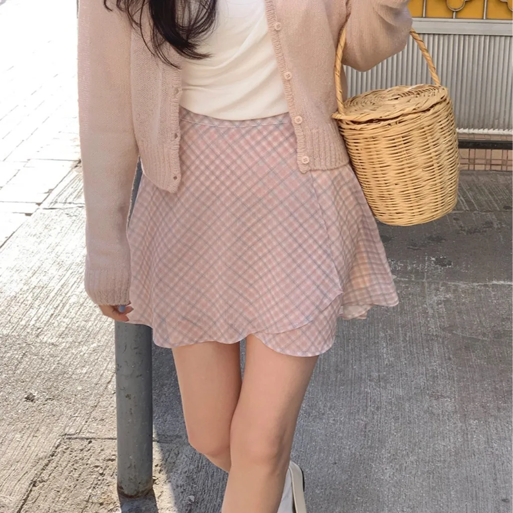 Chic Vintage Plaid Skirt Versatile Spring Summer New Arrival Polyester Fiber 00% Women's Faion Ele Skirt
Chic Vintage Plaid Skirt Versatile Spring Summer New Arrival Polyester Fiber 00% Women's Faion Ele Skirt