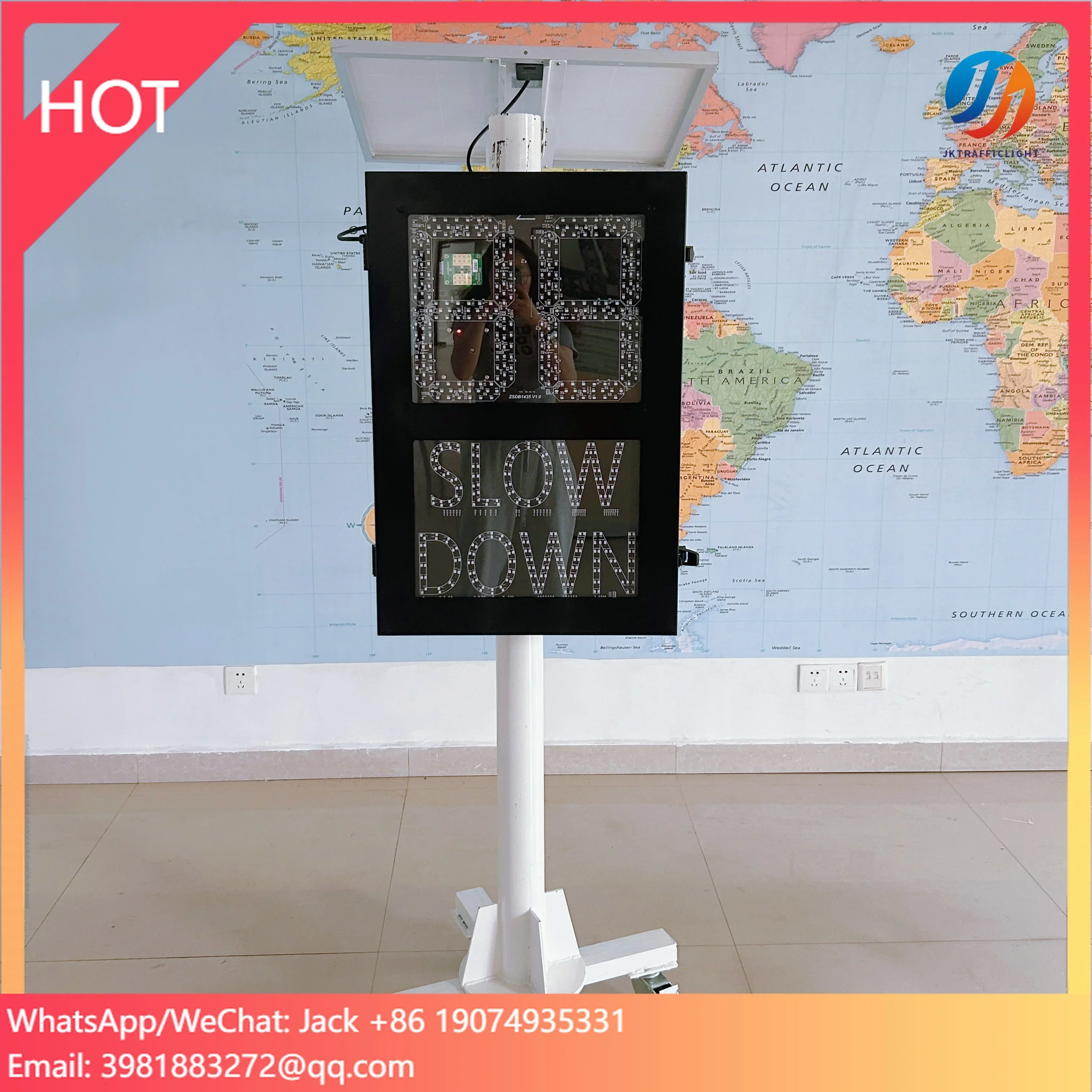 High Quality Solar Powered LED Traffic Signs Factory Radar Speed Indicator Device Vehicle Activated Speed Signs For Safety
High Quality Solar Powered LED Traffic Signs Factory Radar Speed Indicator Device Vehicle Activated Speed Signs For Safety