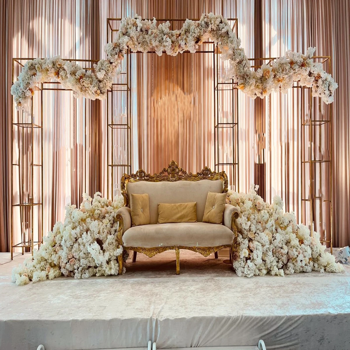 Golden Metal Wedding Panel New Design Metal Panels Wedding Backdrop Decorative Metal Arches For Wedding Stage
Golden Metal Wedding Panel New Design Metal Panels Wedding Backdrop Decorative Metal Arches For Wedding Stage
