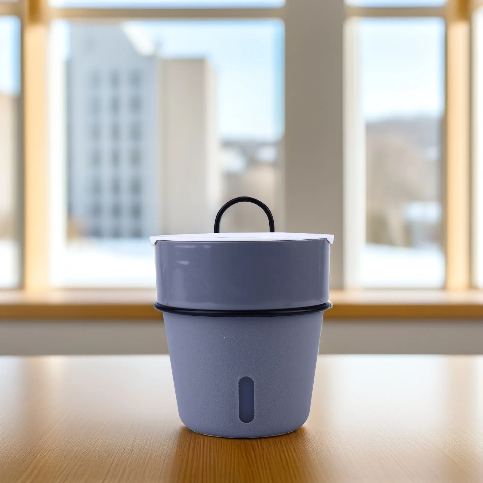 Self Watering Planter Flower Pot Cotton Rope ABS Material Grey Balcony Hanging Wall Decor Plant Pots Garden Indoor Plants
Self Watering Planter Flower Pot Cotton Rope ABS Material Grey Balcony Hanging Wall Decor Plant Pots Garden Indoor Plants