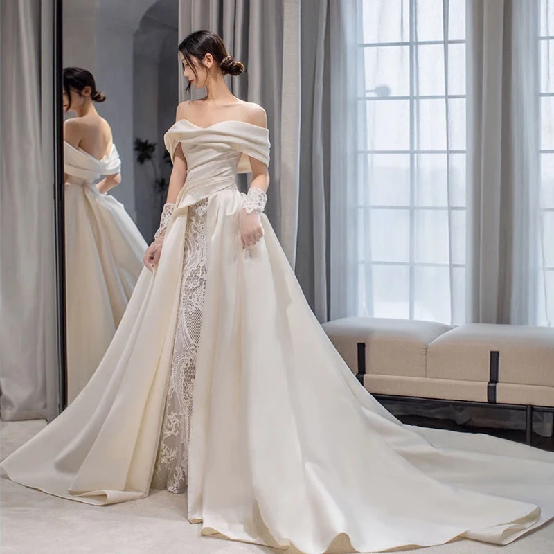 Elegant Satin Garden A Line Wedding Dress For Women 2023 Buttons Front Bride Gowns Long Sleeve Simple Vestido De Mariages
Elegant Satin Garden A Line Wedding Dress For Women 2023 Buttons Front Bride Gowns Long Sleeve Simple Vestido De Mariages