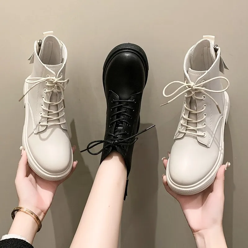 Winter Women Retro Ankle Boots Breathable High-top Sports Shoes Height Increased Female Ankle Boots Military Platform Boots
Winter Women Retro Ankle Boots Breathable High-top Sports Shoes Height Increased Female Ankle Boots Military Platform Boots