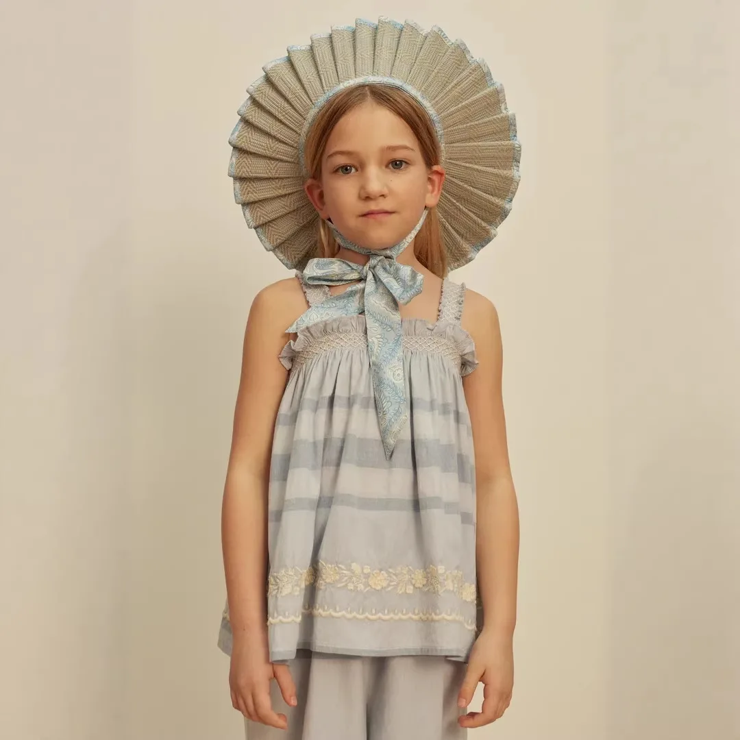 Summer Children's Clothes Outfit 2026 Girls' Countryside INS Heavy Embellished Tie-Shoulder Top+ Shorts Pant Two-Piece Set
Summer Children's Clothes Outfit 2026 Girls' Countryside INS Heavy Embellished Tie-Shoulder Top+ Shorts Pant Two-Piece Set
