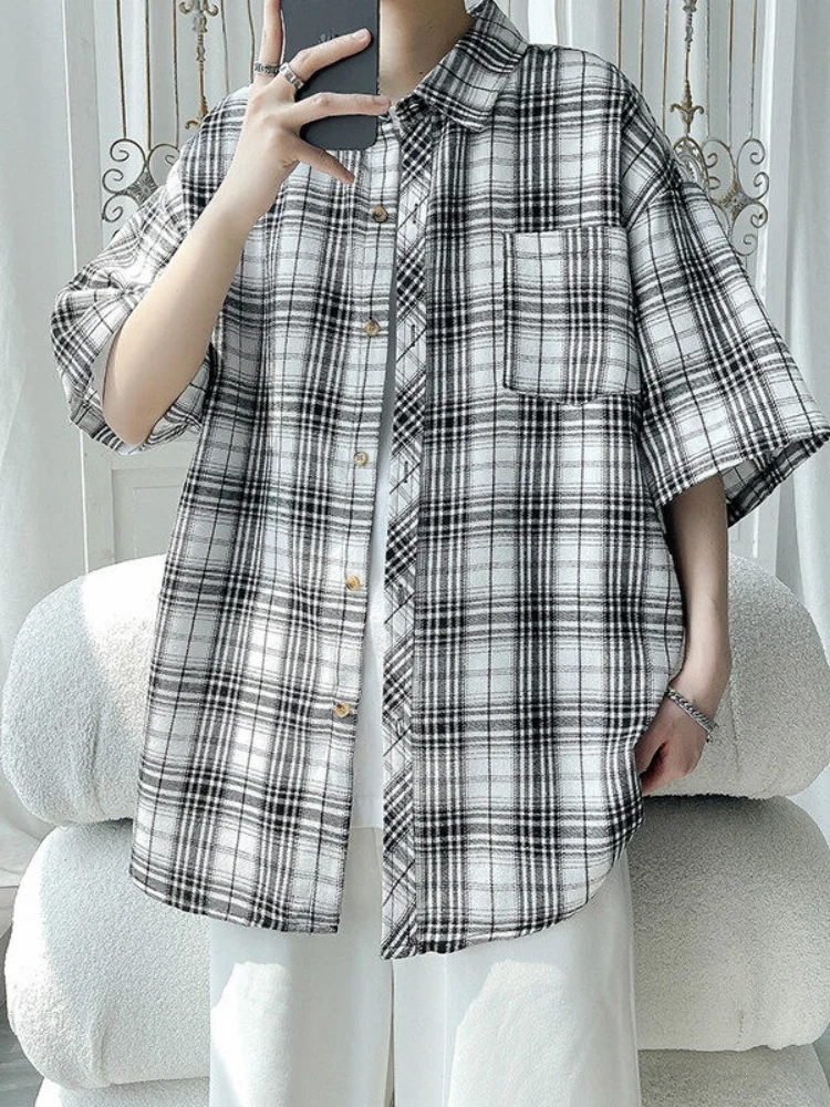 Молодежная рубашка в клетку с коротким рукавом, свободного кроя, в американском ретро-стиле, летняя, тонкая, с рукавом до локтя, мужская повседневная рубашка
Молодежная рубашка в клетку с коротким рукавом, свободного кроя, в американском ретро-стиле, летняя, тонкая, с рукавом до локтя, мужская повседневная рубашка