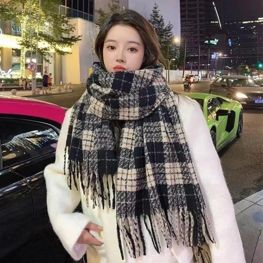 Elegant Pashmina Plaid Wool Scarf Tassel Thicken Winter Cashmere Scarves Korean Style Warm Long Shawl Girl
Elegant Pashmina Plaid Wool Scarf Tassel Thicken Winter Cashmere Scarves Korean Style Warm Long Shawl Girl