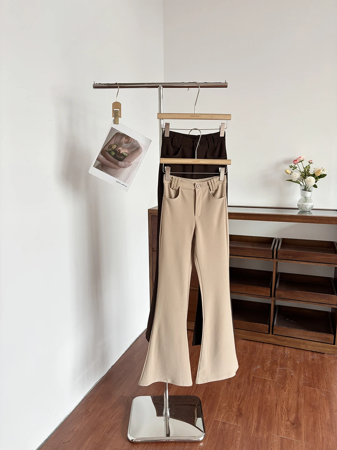 2026 Summer New High Waist Draped Loose Women's Casual Pants Fashionable Commute Style Wide Leg Trousers Polyester Fiber
2026 Summer New High Waist Draped Loose Women's Casual Pants Fashionable Commute Style Wide Leg Trousers Polyester Fiber