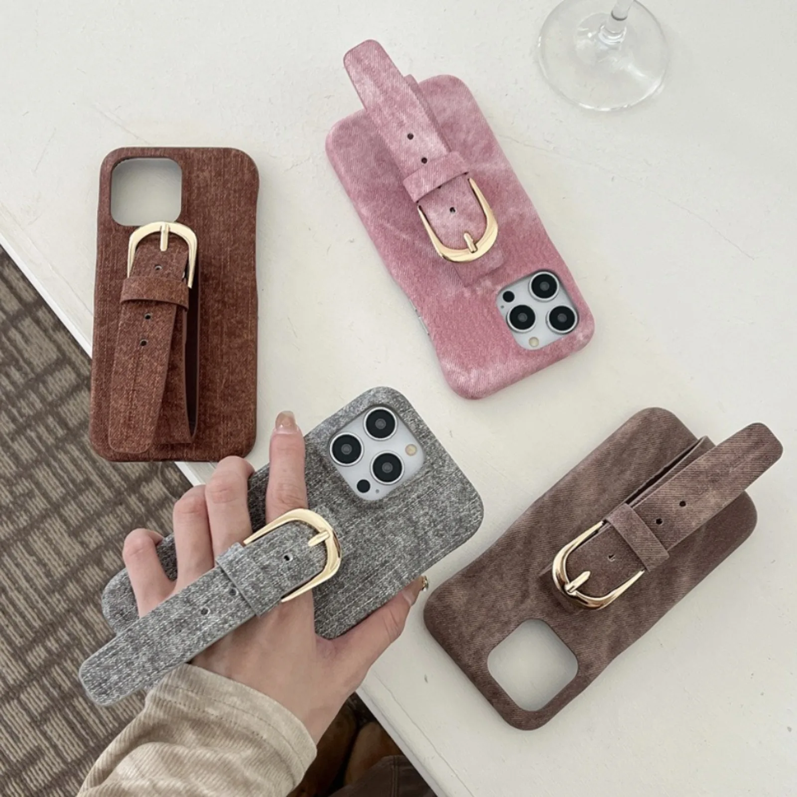 Retro Denim Wrist Strap Phone Case for iPhone 17 Pro Max 16 15 14 Plus 13 Fashion Jeans Fabric Hand Band Stand Protective Cover
Retro Denim Wrist Strap Phone Case for iPhone 17 Pro Max 16 15 14 Plus 13 Fashion Jeans Fabric Hand Band Stand Protective Cover