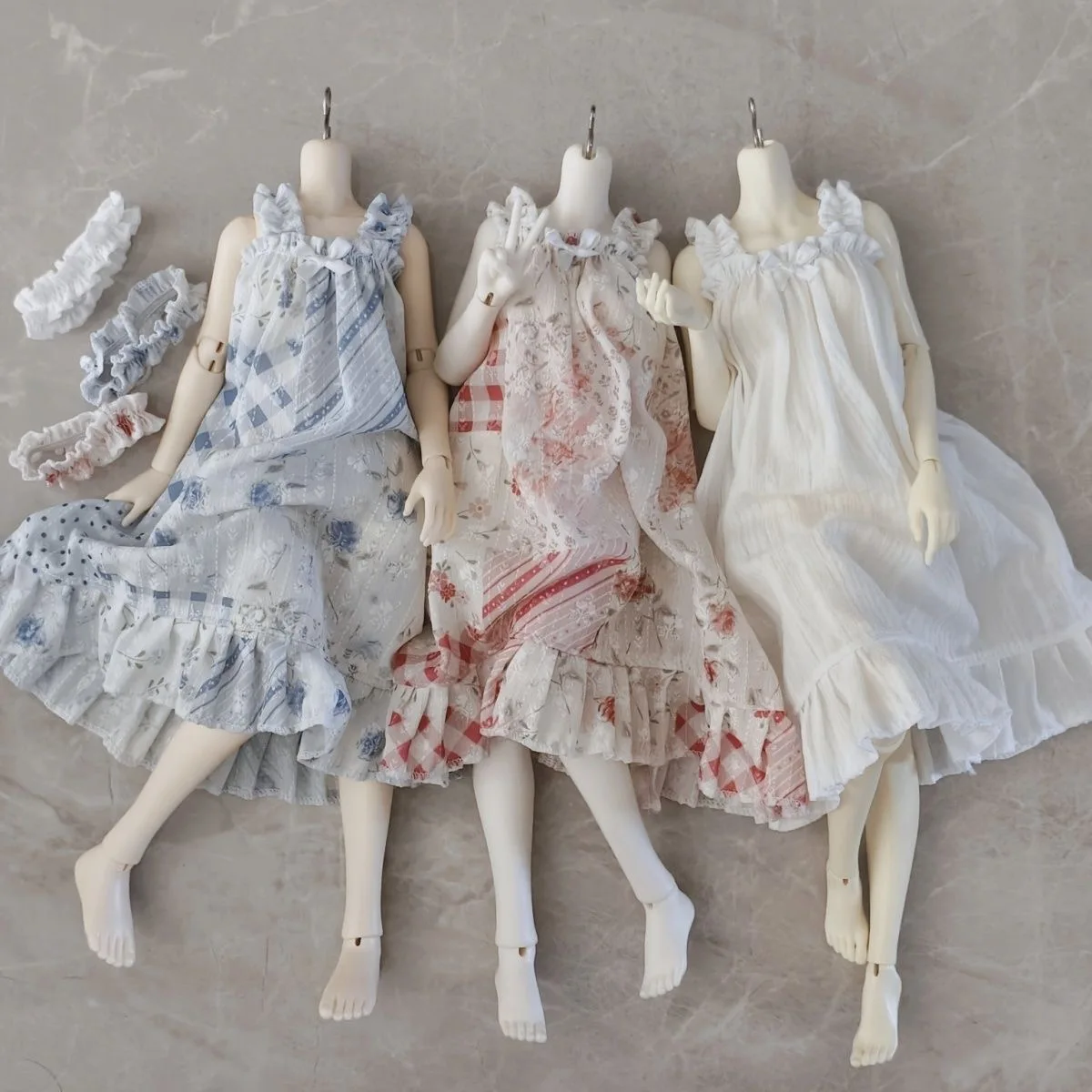 (customization 30day)BJD doll clothes suitable for 1/3 1/4 size white Skirt set clothes set doll accessories (1 points)
(customization 30day)BJD doll clothes suitable for 1/3 1/4 size white Skirt set clothes set doll accessories (1 points)