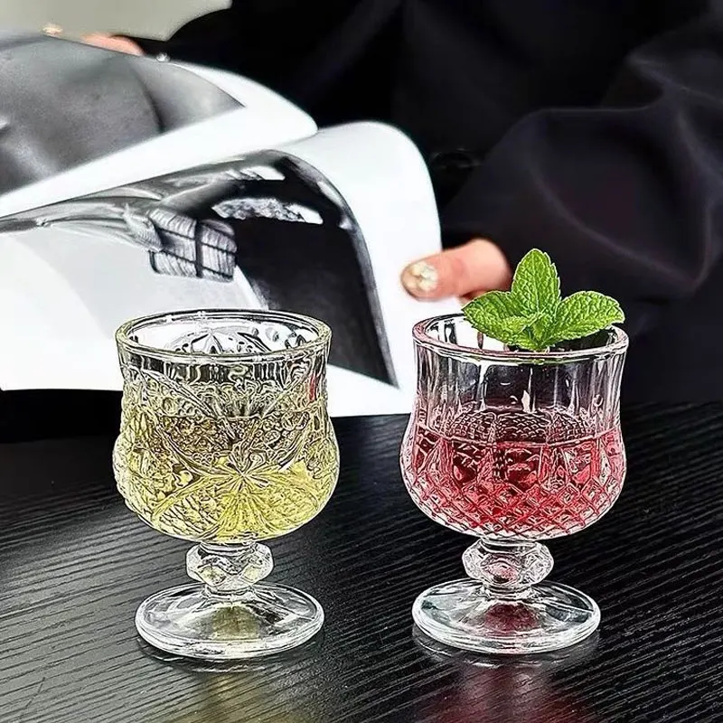50ml Mini Cocktail Glass Beer Cup Exquisite Sweet Wine Glass Retro Embossed Pattern Wine Glass Party Wine Glass Party High-end
50ml Mini Cocktail Glass Beer Cup Exquisite Sweet Wine Glass Retro Embossed Pattern Wine Glass Party Wine Glass Party High-end