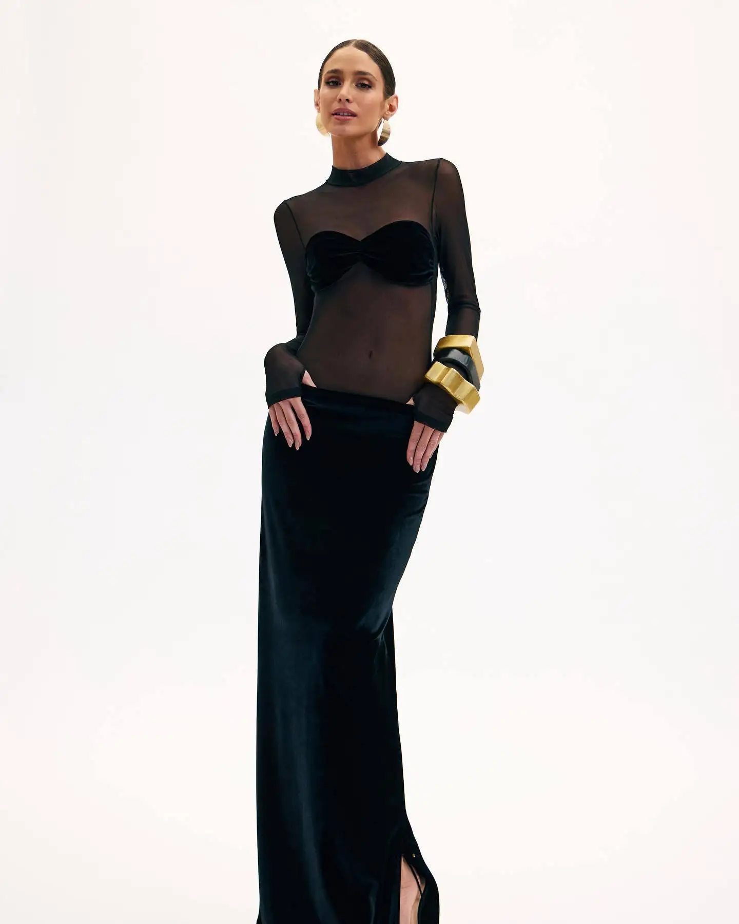 GORAFASHION 2024 Black Long Sleeve Mesh Velvet Splicing New Autumn Winter Long Dress Package Hip Dress Sexy Evening Dress Slim
GORAFASHION 2024 Black Long Sleeve Mesh Velvet Splicing New Autumn Winter Long Dress Package Hip Dress Sexy Evening Dress Slim