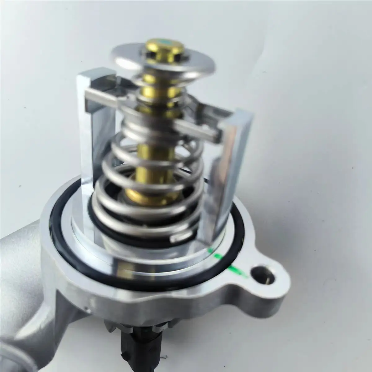 Auto parts High quality Thermostat Assembly for Roewe IMAX8 2.0T OEM:10343800
Auto parts High quality Thermostat Assembly for Roewe IMAX8 2.0T OEM:10343800