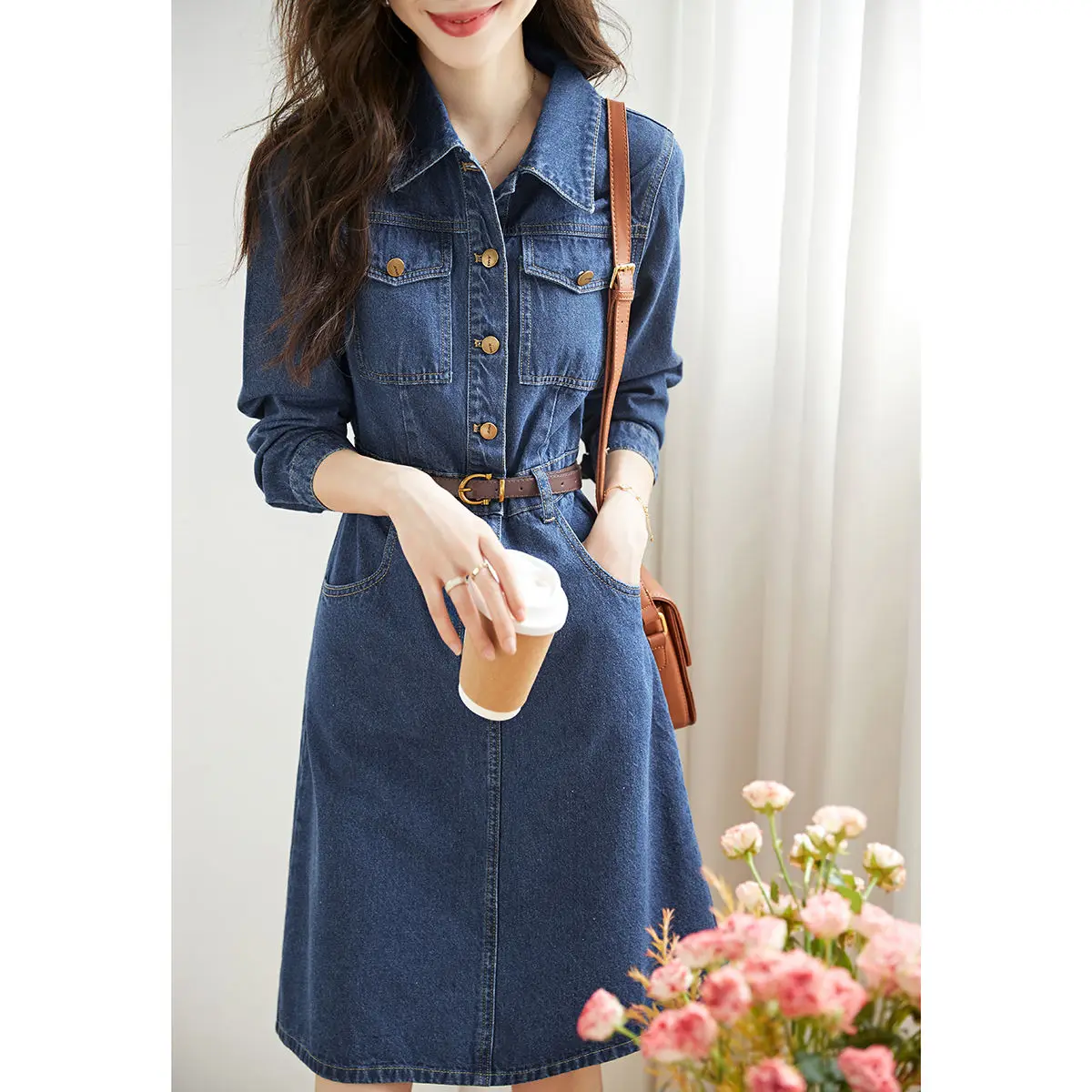Denim Dress for Women 2023 Casual Vestidos with Button Belt Pocket Elegant Slim Fit Midi Jeans Dresses Autumn Long Sleeve V385
Denim Dress for Women 2023 Casual Vestidos with Button Belt Pocket Elegant Slim Fit Midi Jeans Dresses Autumn Long Sleeve V385