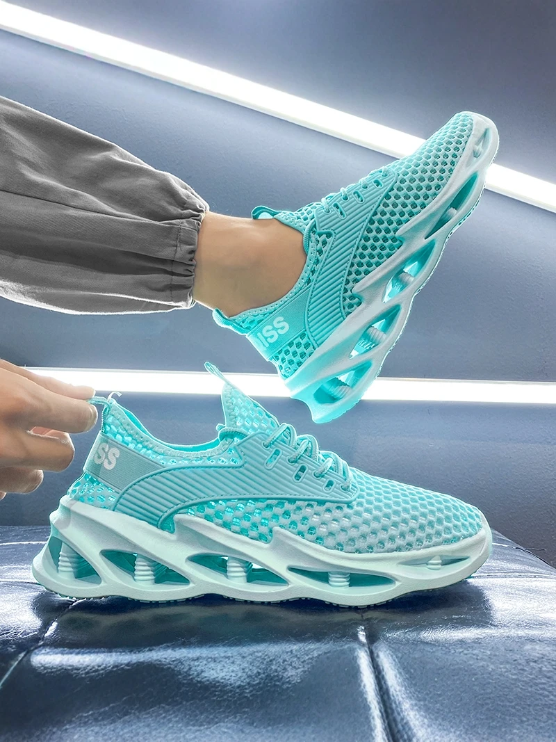 Men's Running Shoes 2026 New Style Lightweight Breathable Mesh Shoes Hollow out Casual Sports Sneakers Fashionable Flat Footwear
Men's Running Shoes 2026 New Style Lightweight Breathable Mesh Shoes Hollow out Casual Sports Sneakers Fashionable Flat Footwear