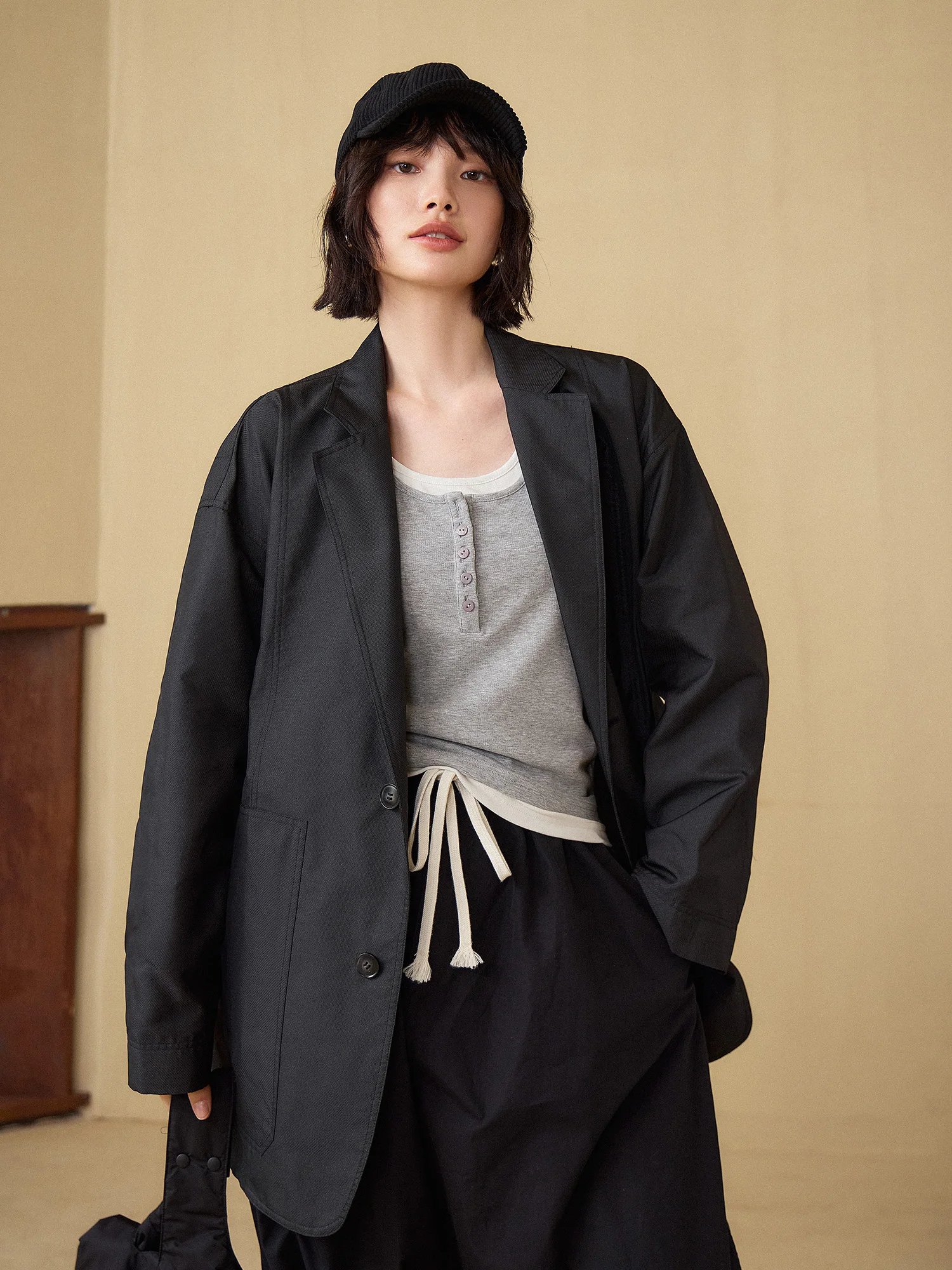 Женский пиджак Hua Jiyan свободного кроя, универсальный, с 3D-пошивом, для офиса, из полиэстера, стандартной длины
Женский пиджак Hua Jiyan свободного кроя, универсальный, с 3D-пошивом, для офиса, из полиэстера, стандартной длины