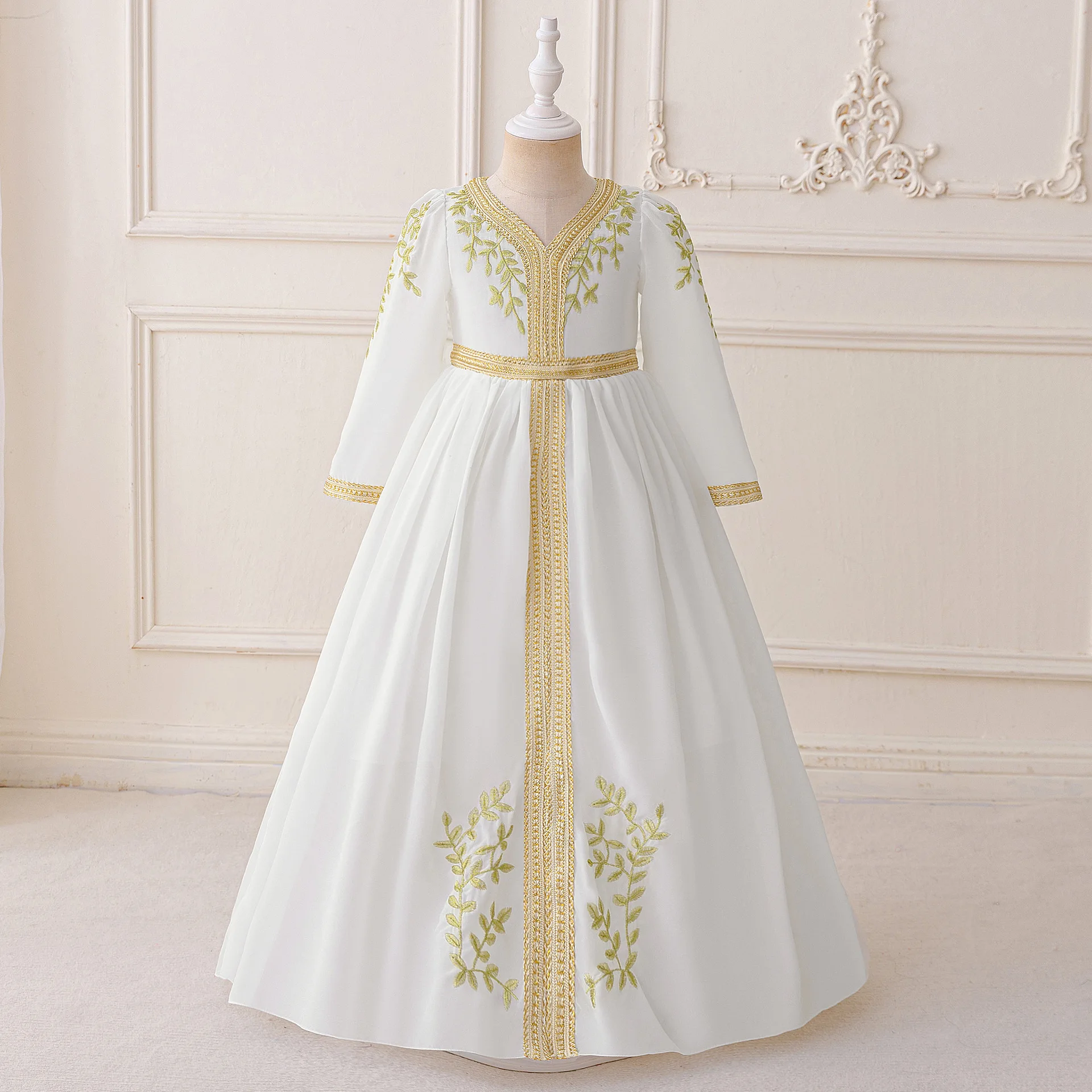 2025 Girl Fashion Muslim White Flower Embroidery Party Dress Princess Gown Kids Floral Holiday Costumes Girl Birthday Carnival
2025 Girl Fashion Muslim White Flower Embroidery Party Dress Princess Gown Kids Floral Holiday Costumes Girl Birthday Carnival