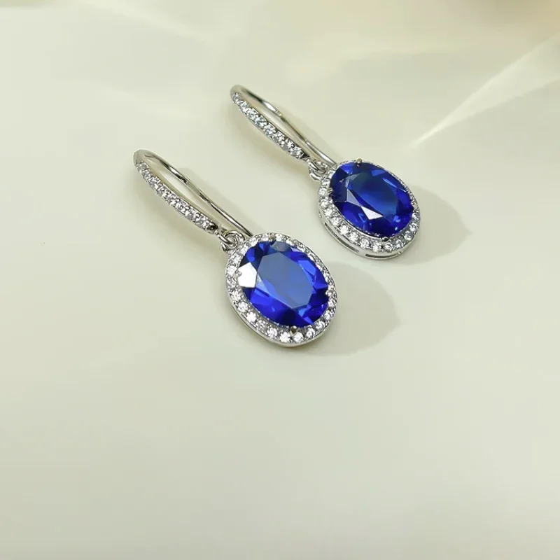 100% 925 Pure Silver Ear Nails for Women's Oval Shaped Sapphire Blue High Carbon Diamond Ear Hooks for Wedding Jewelry Wholesale
100% 925 Pure Silver Ear Nails for Women's Oval Shaped Sapphire Blue High Carbon Diamond Ear Hooks for Wedding Jewelry Wholesale